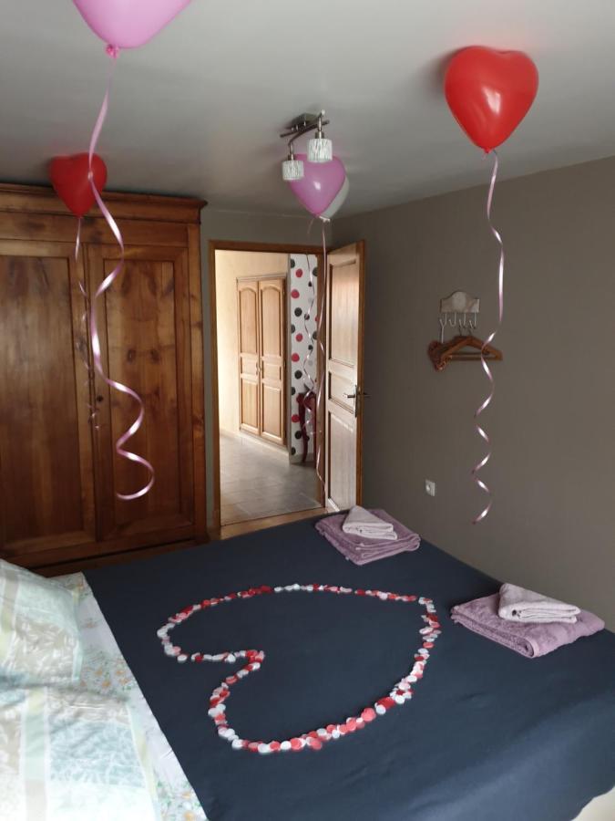 Au Relais Du Canal A Grand Gabarit Nesle Luaran gambar